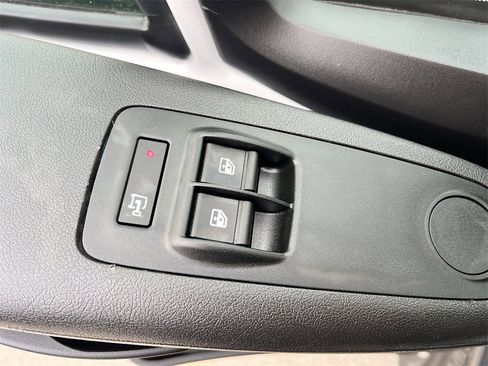 Used 2025 RAM ProMaster 2500 w/ U-Haul Equipment Group image 17