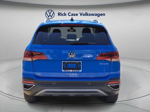 Used 2022 Volkswagen Taos SE w/ IQ.Drive SE Package image 5