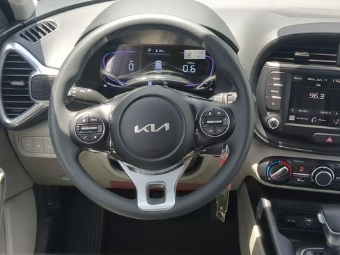 New 2025 Kia Soul LX image 12
