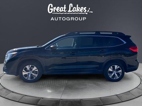 Used 2024 Subaru Ascent Premium w/ Convenience Package AWD/4WD image 2