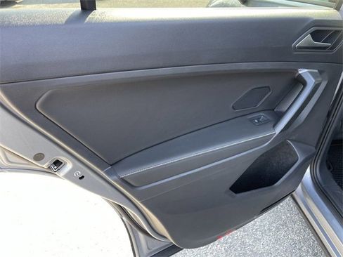 Used 2024 Volkswagen Tiguan S image 31