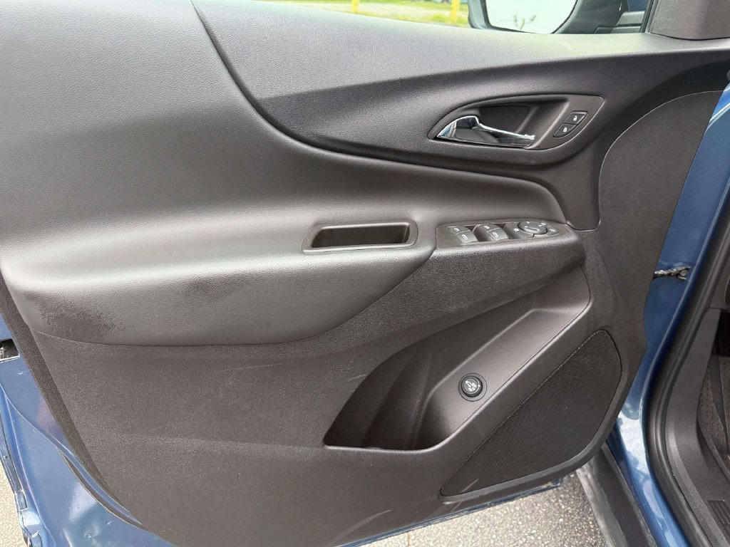 Used 2024 Chevrolet Equinox LT w/ LPO, Floor Liner Package AWD/4WD image 13