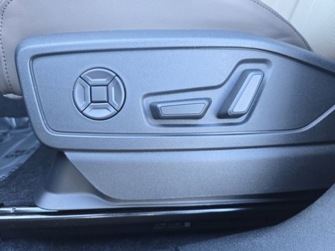 New 2025 Audi Q5 Premium Plus image 27