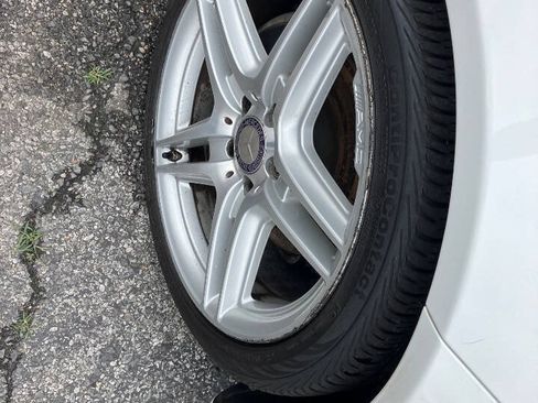 Used 2013 Mercedes-Benz C 250 Coupe image 17