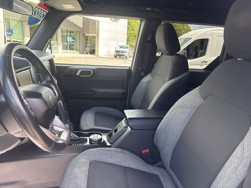 Used 2022 Ford Bronco Big Bend image 9