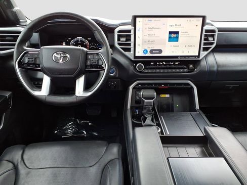 Used 2023 Toyota Sequoia Platinum image 35