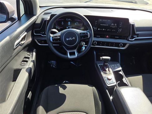 Used 2024 Kia Sportage LX image 21