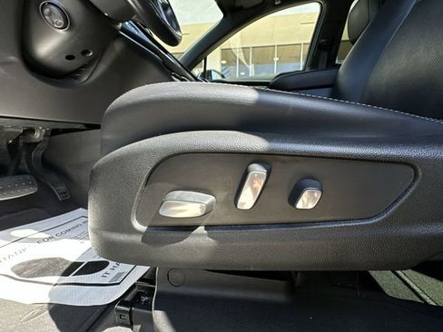 Used 2021 Cadillac XT5 Premium Luxury image 20