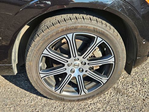 Used 2021 Volvo XC60 T6 Inscription w/ Advanced Package AWD/4WD image 9