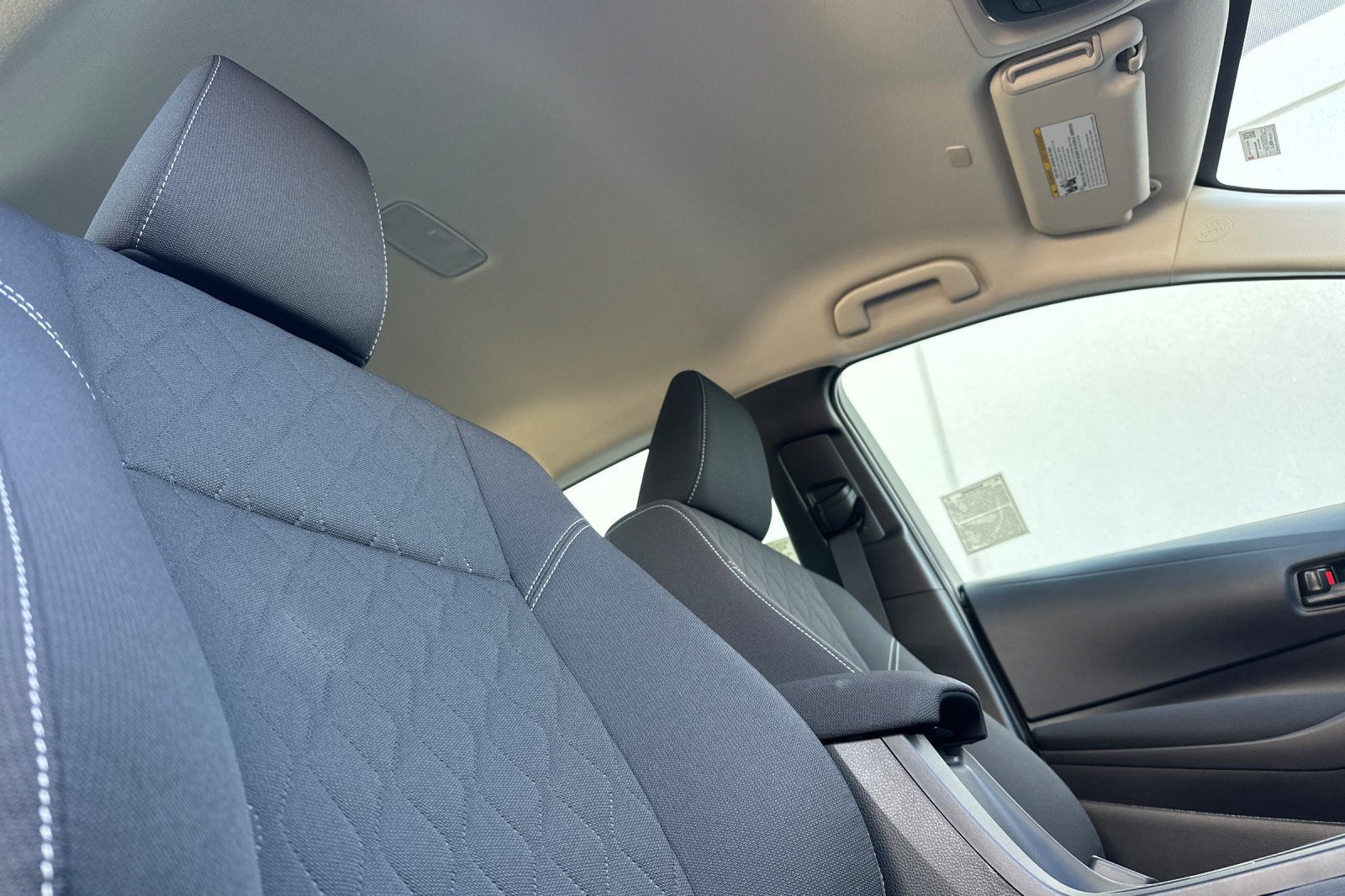 New 2027 Toyota Corolla LE w/ LE Premium Package FWD image 18