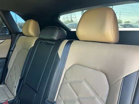 Used 2024 Volkswagen Atlas Cross Sport SE image 60