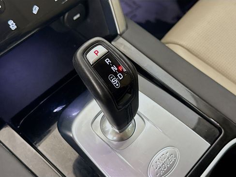 Used 2020 Land Rover Discovery Sport S image 20