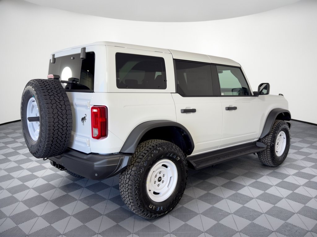 New 2026 Ford Bronco Heritage Edition AWD/4WD image 9