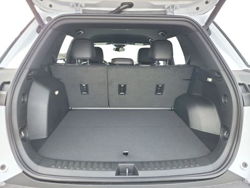 New 2026 Chevrolet Equinox RS w/ Convenience Package III image 21