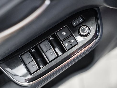 New 2026 Toyota Crown Signia image 41