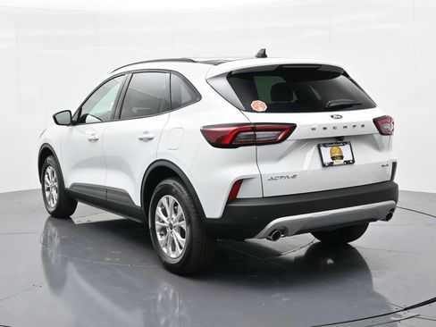 New 2026 Ford Escape Active w/ Active Premium Tech Pack AWD/4WD image 8