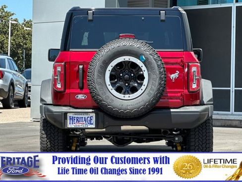New 2026 Ford Bronco Badlands w/ Sasquatch Package AWD/4WD image 5
