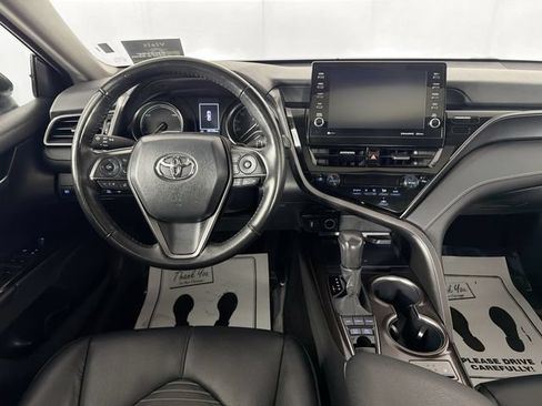 Used 2024 Toyota Camry XLE FWD image 21