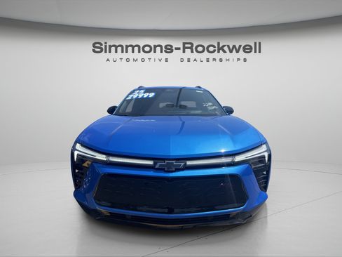 Used 2025 Chevrolet Blazer EV RS AWD/4WD image 7