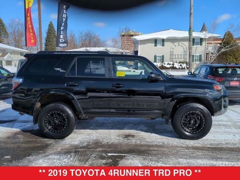 Used 2019 Toyota 4Runner TRD Off-Road Premium image 3