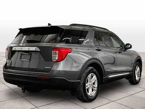 Used 2022 Ford Explorer XLT AWD/4WD image 11
