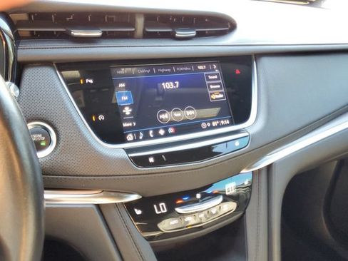 Certified 2023 Cadillac XT5 Luxury FWD image 22