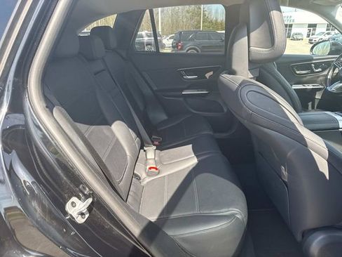 Used 2024 Mercedes-Benz GLC 300 image 22