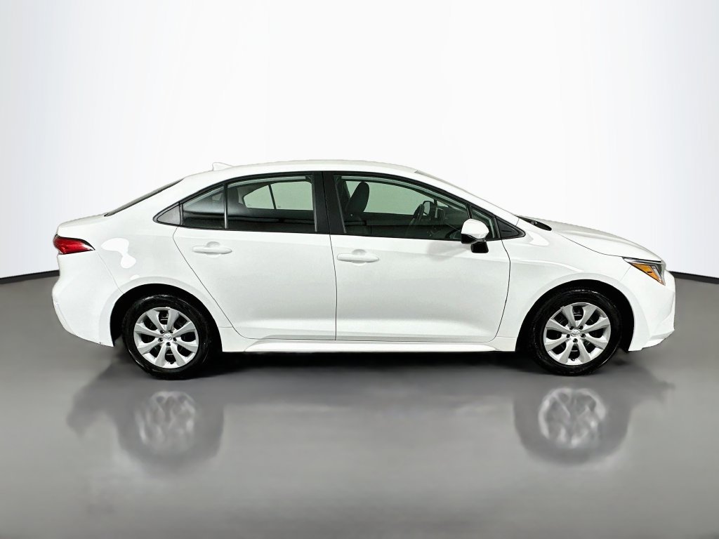 Certified 2024 Toyota Corolla LE FWD image 4