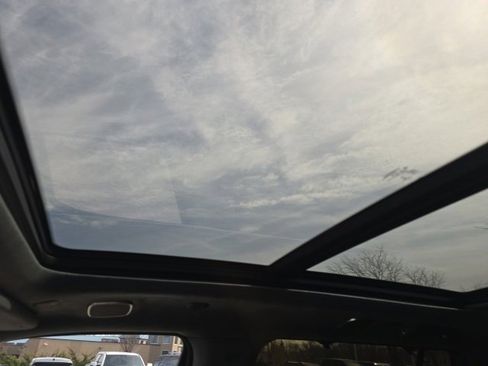 Used 2022 Jeep Grand Wagoneer Series II w/ Premium Group II image 18