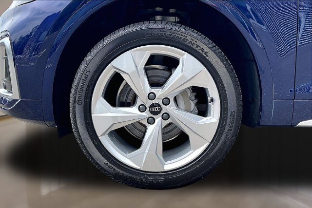 Certified 2022 Audi Q5 2.0T Premium Plus AWD/4WD image 33