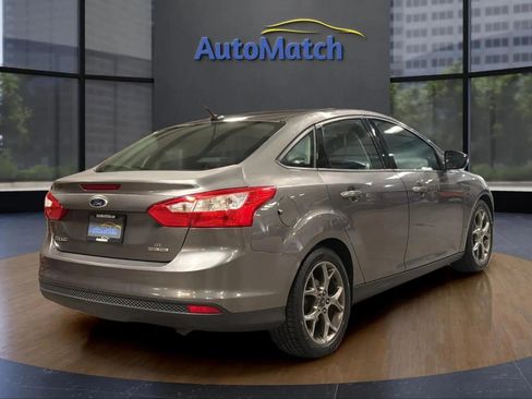 Used 2013 Ford Focus SE FWD image 11