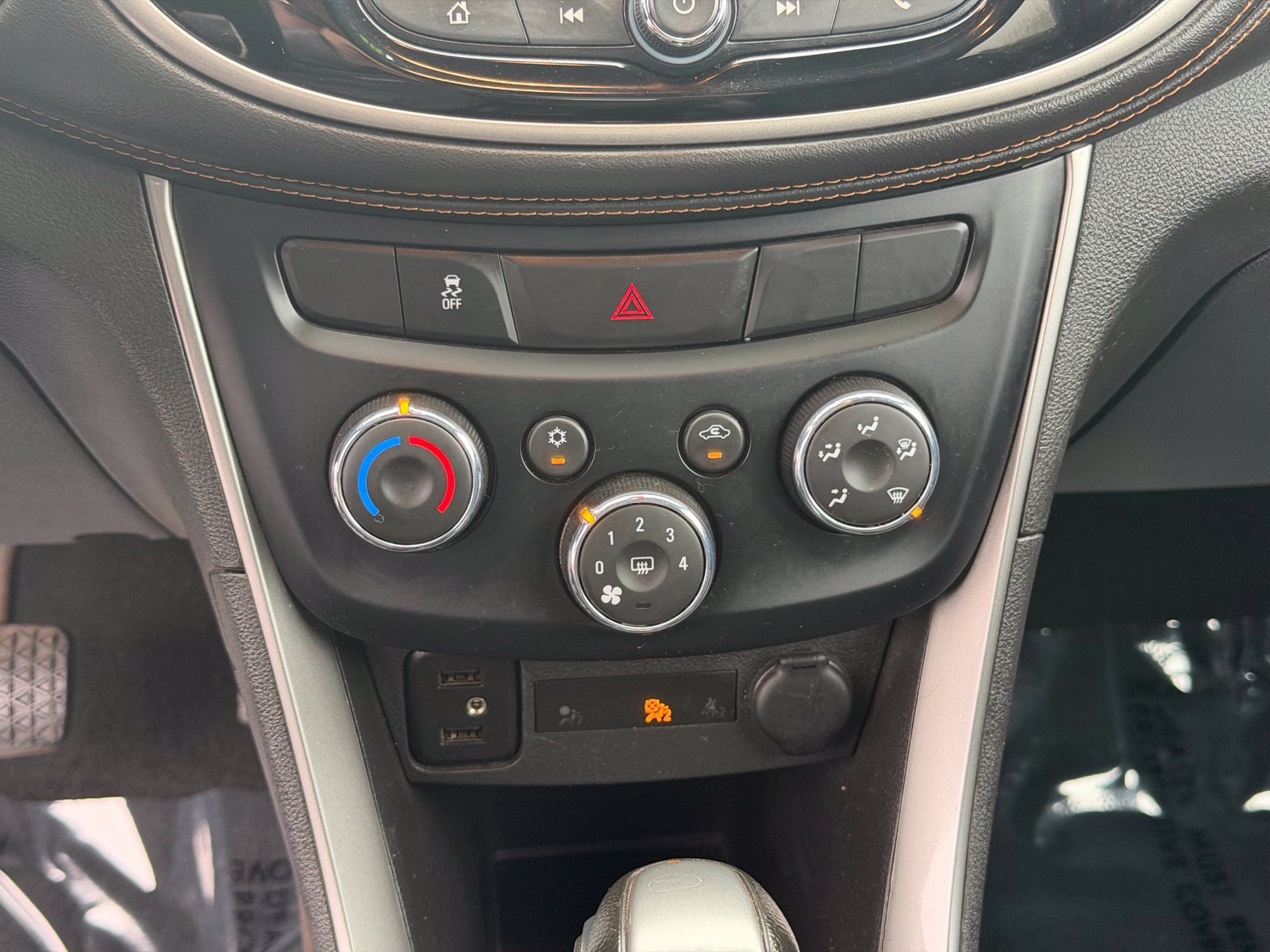 Used 2019 Chevrolet Trax LT w/ True North Edition AWD/4WD image 21