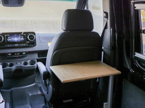 Used 2024 Mercedes-Benz Sprinter 2500 image 66