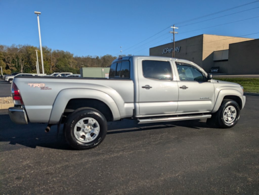 Used 2010 Toyota Tacoma 4x4 Double Cab image 8