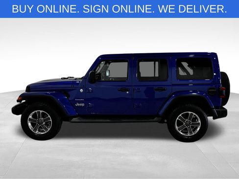 Used 2019 Jeep Wrangler Unlimited Sahara w/ Safetytec Group AWD/4WD image 11