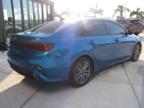 Used 2023 Kia Forte GT-Line w/ GT-Line Technology Package FWD image 3
