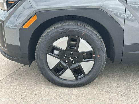 New 2026 Hyundai Santa Fe SEL FWD image 3