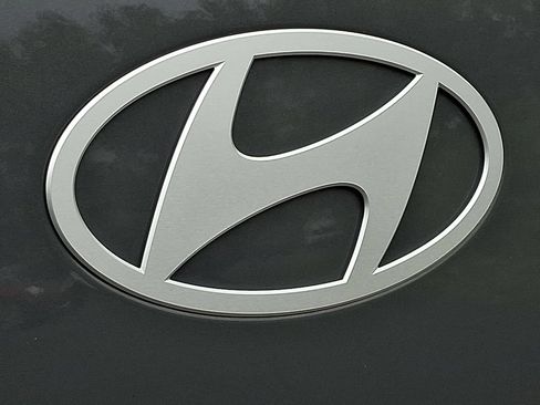 Used 2026 Hyundai Santa Fe SEL FWD image 29