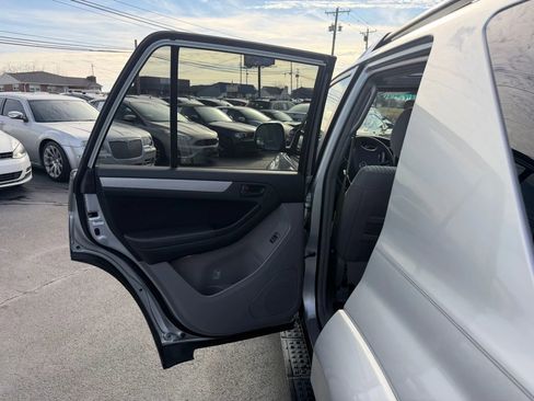 Used 2007 Toyota 4Runner Sport image 32