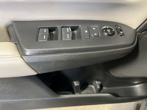 Used 2020 Honda CR-V EX-L image 37