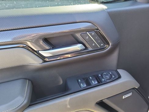 Used 2024 Chevrolet Silverado 1500 ZR2 image 15