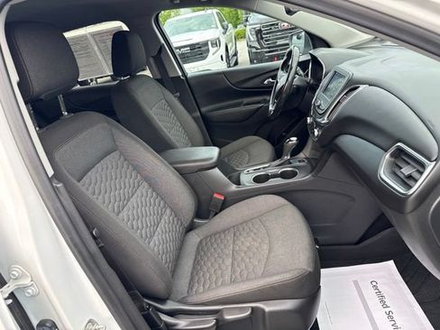 Used 2020 Chevrolet Equinox LT w/ Driver Convenience Package AWD/4WD image 27