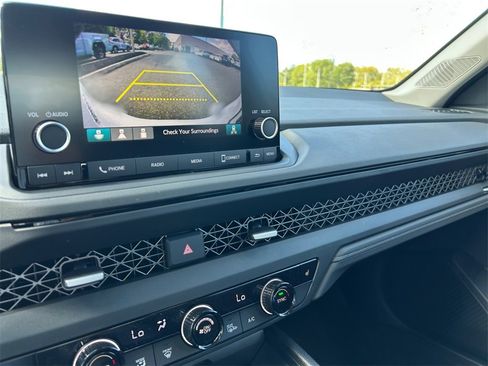 New 2025 Honda Accord SE image 25