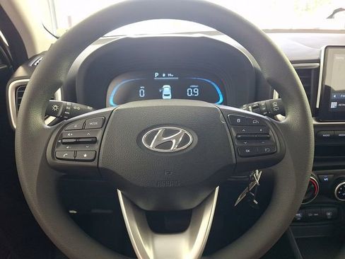 New 2026 Hyundai Venue SE FWD image 16