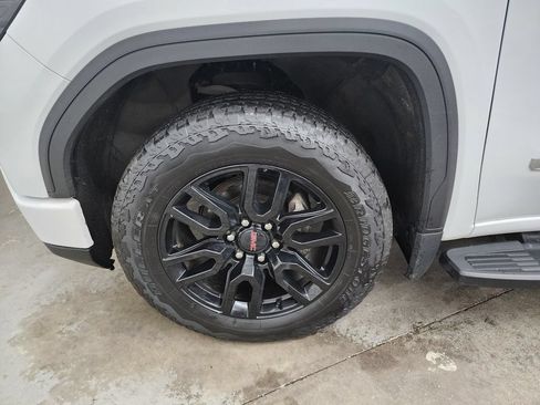 Used 2023 GMC Sierra 1500 Elevation AWD/4WD image 39