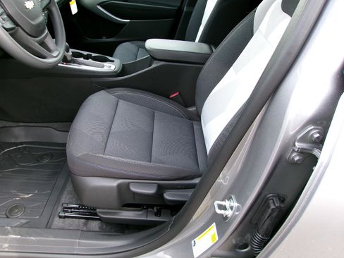 New 2026 Chevrolet Trax LS w/ LS Convenience Package image 10