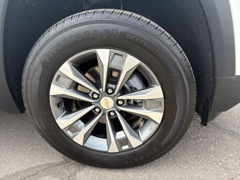 Used 2025 Chevrolet Equinox LT image 31