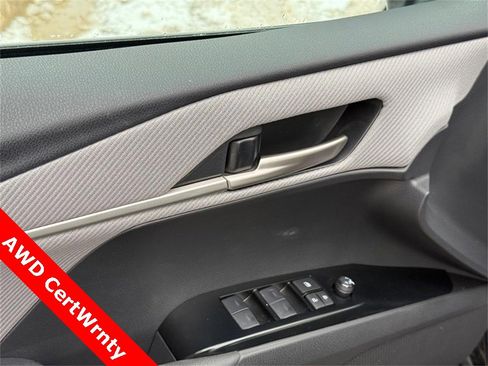 Used 2025 Toyota Camry SE image 18