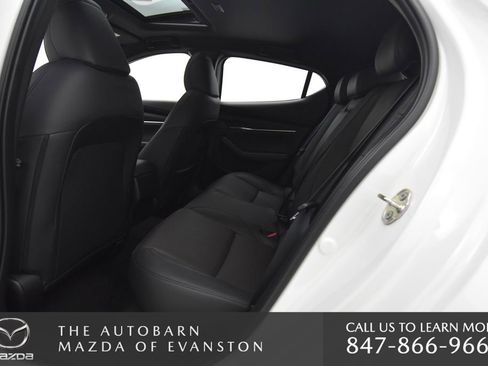 Certified 2025 MAZDA MAZDA3 2.5 S Hatchback w/ Premium Pkg image 21