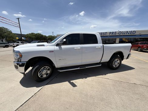 Used 2021 RAM 2500 Big Horn AWD/4WD image 15